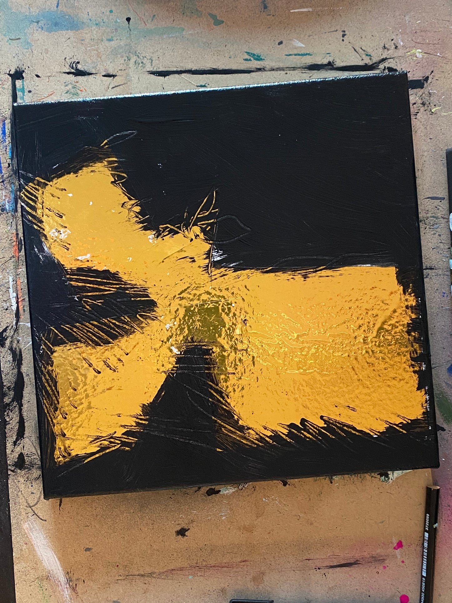 Abstraktion. Blumen auf Gold.Acryl
