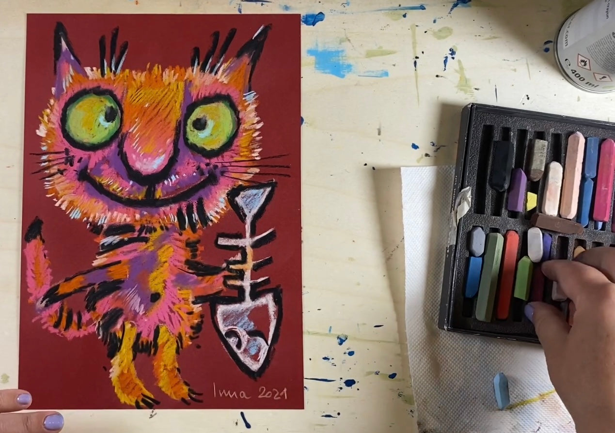 Rote Katze mit seinem Lieblingsfisch. Trockenes Pastell